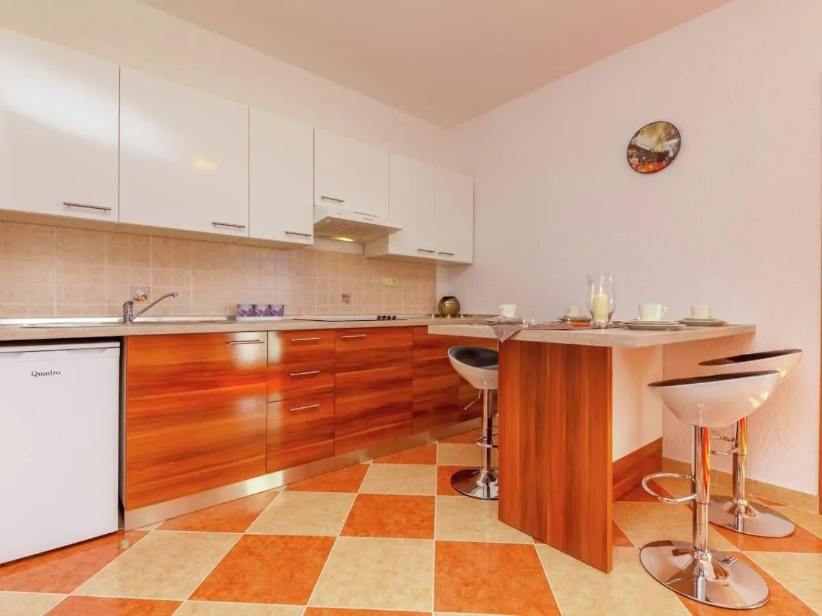 Luring Apartment In Dramalj With Bubble Bath Croatia